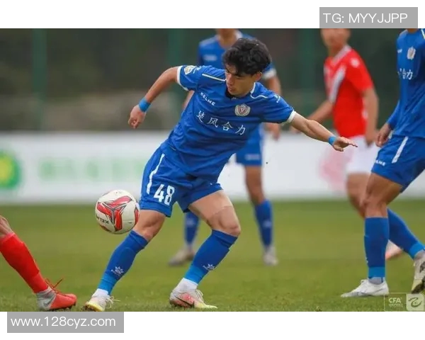 新疆足球的十大冷门球星盘点他们背后的奋斗故事与不为人知的成就