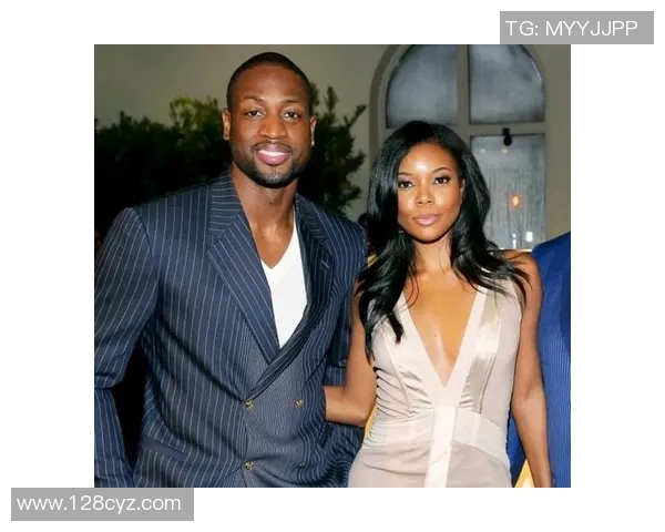 甜蜜球星情侣头像合集展现绿茵场上的浪漫与青春风采